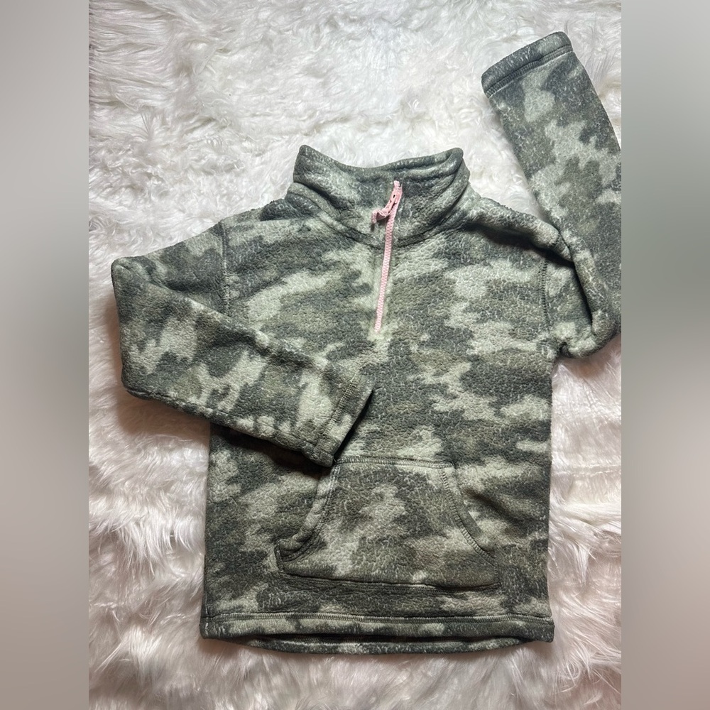 Jumping Beans Women's Green and Pink Fleece Top